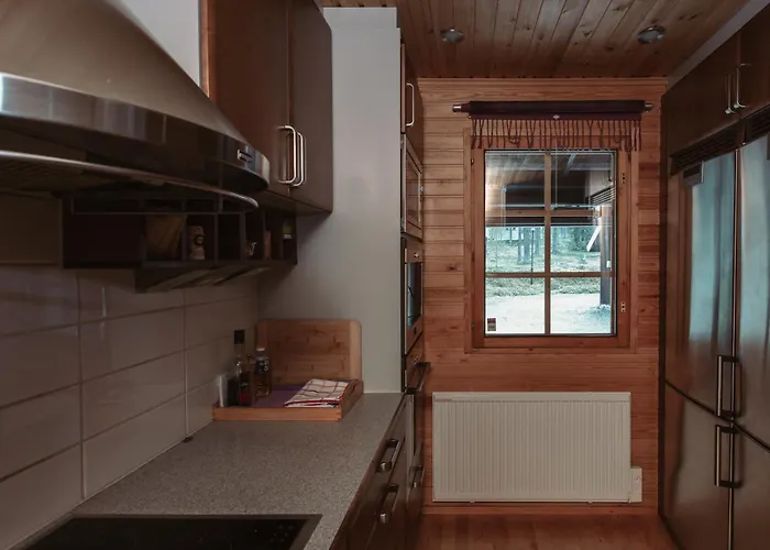 Astra بيت للعطل *